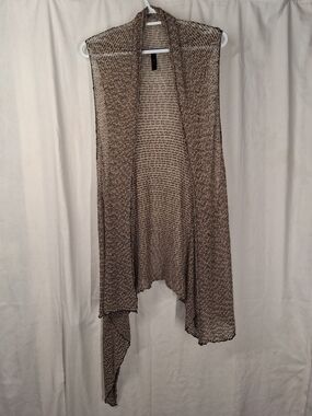 Sleeveless Open Front Knit Vest in Brown